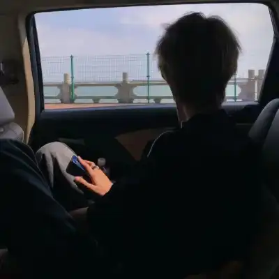 李浩然